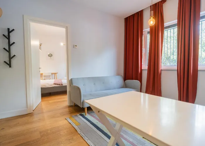 Boutique Cismigiu - High-end & Location Apartament